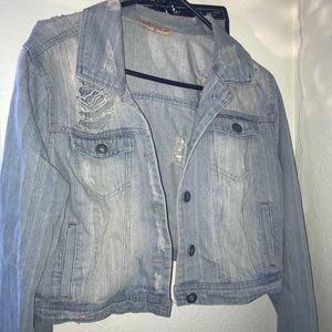 🌈 Light blue denim jacket